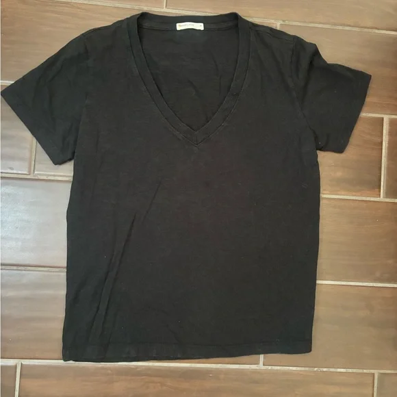 Marine Layer V-Neck Tee Sz M - Picture 2 of 4
